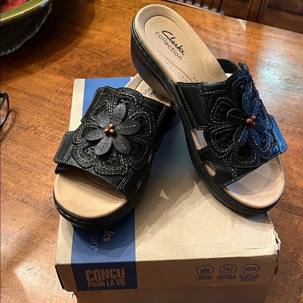 NEW Clarks Black Floral Embellished Mules